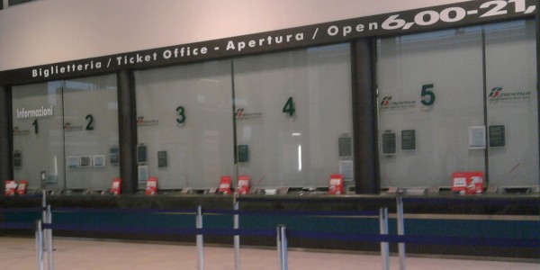 La coda in biglietteria