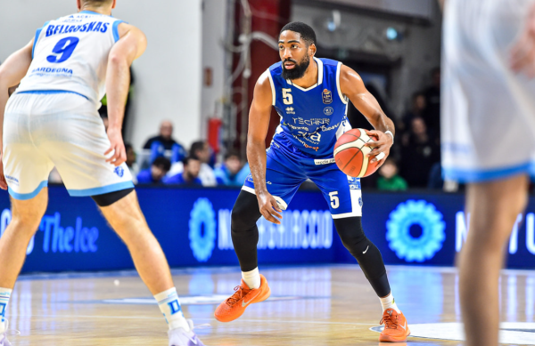 Sassari-Brescia 93-86, le pagelle